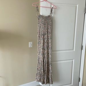 NWT Storia Smocked Bell Bottom Jumpsuit (small)